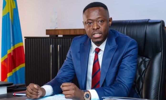 G1UJVHUWwAAFatE-780x470