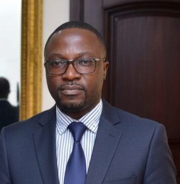 Accord migratoire RDC–Etats-Unis : au-delà du débat politique, la remise en question des capacités de l’administration publique congolaise s’impose (TRIBUNE)